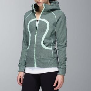 Lululemon Scuba Hoodie *Stretch (lined hood)